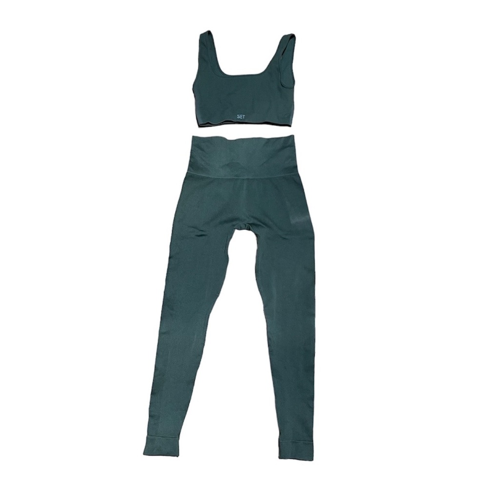 setactive set ! in a beautiful olive color